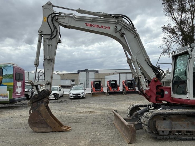 2019-takeuchi-tb2150-image-5