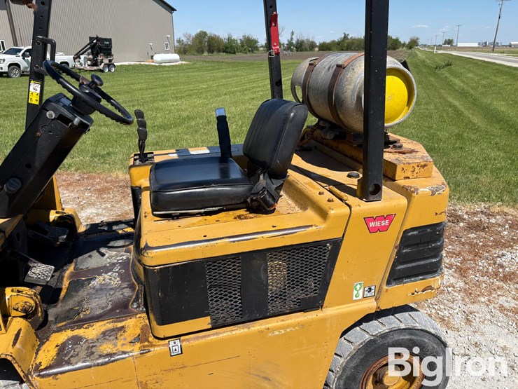 caterpillar-v40e-image-9