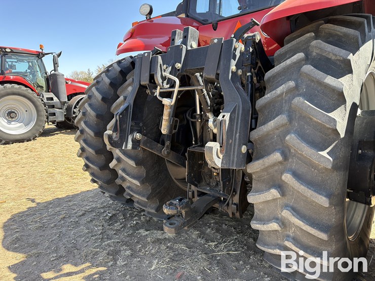 2016-case-ih-magnum-340-cvt-image-16