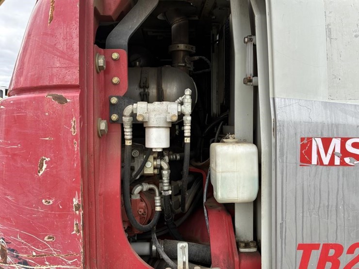 2018-takeuchi-tb2150-image-36