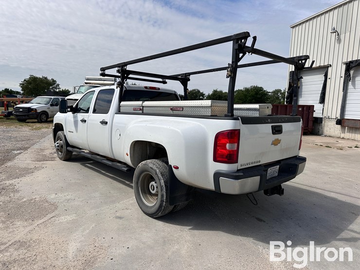 2013-chevrolet-3500hd-image-7