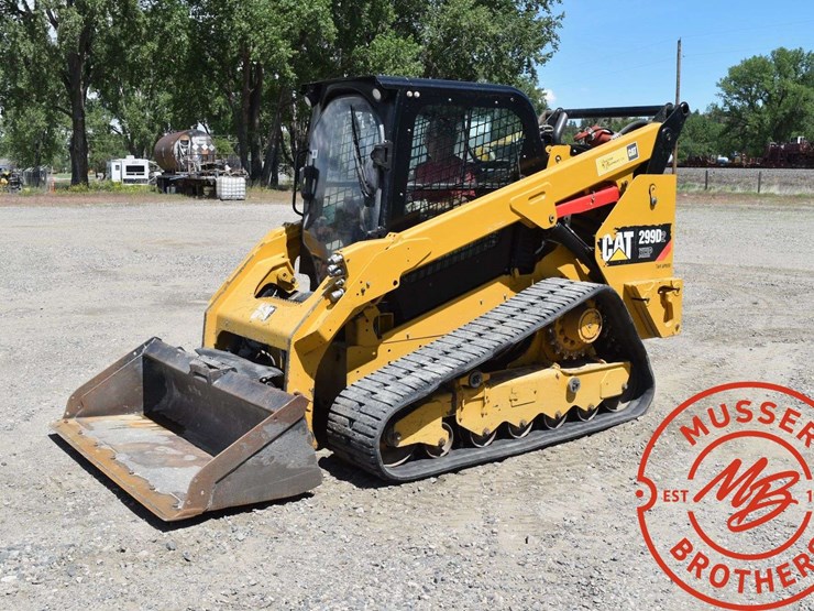 2018-caterpillar-d2-image-4