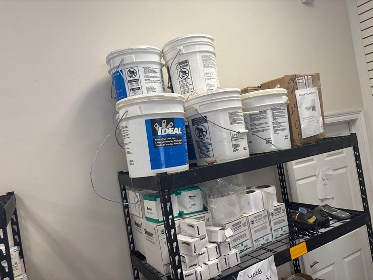 #4008-•-electrical-supplies---contents-of-two-shelving-units-image-2