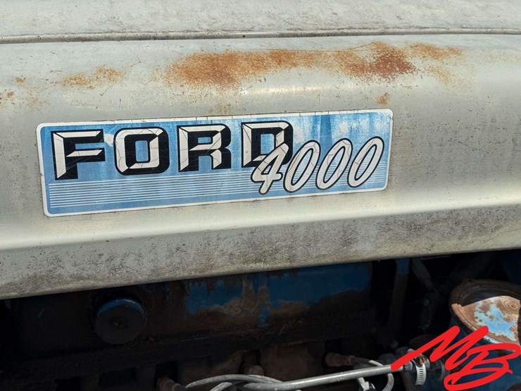 ford-4000-image-11