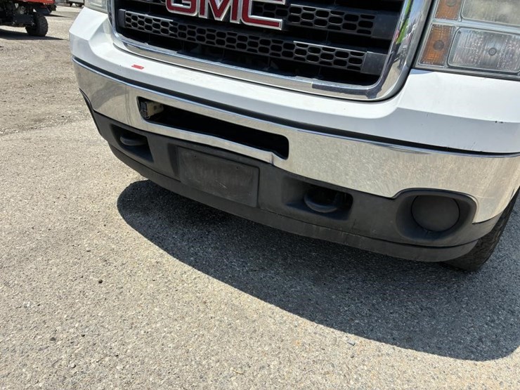 2012-gmc-2500hd-image-5