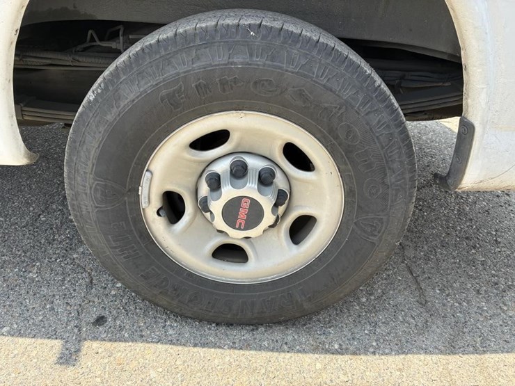 2017-utility-van-image-5