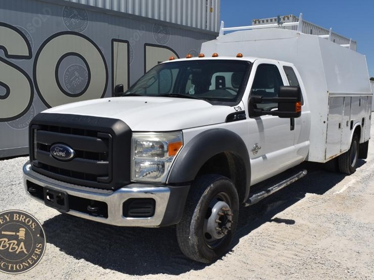 2012-ford-f450-image-1