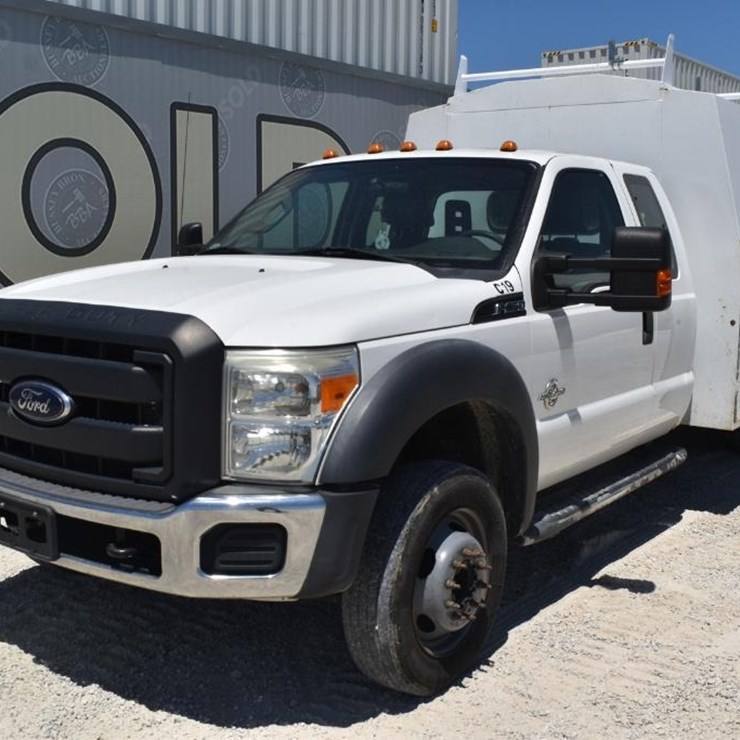 2012 FORD F450