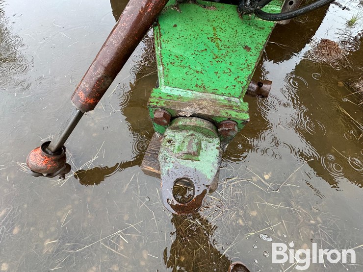 john-deere-650-image-9