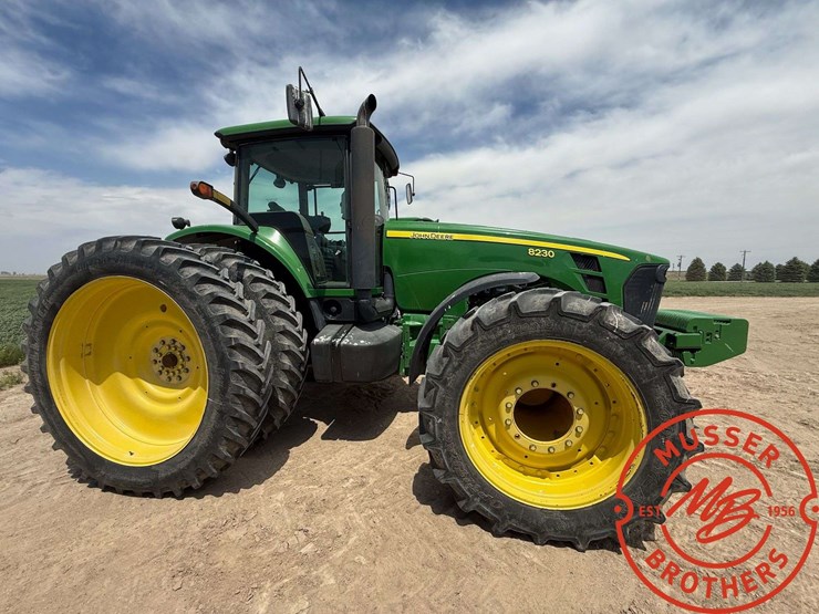 2008-john-deere-8230-image-3
