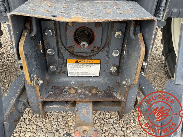 new-holland-8670-image-19