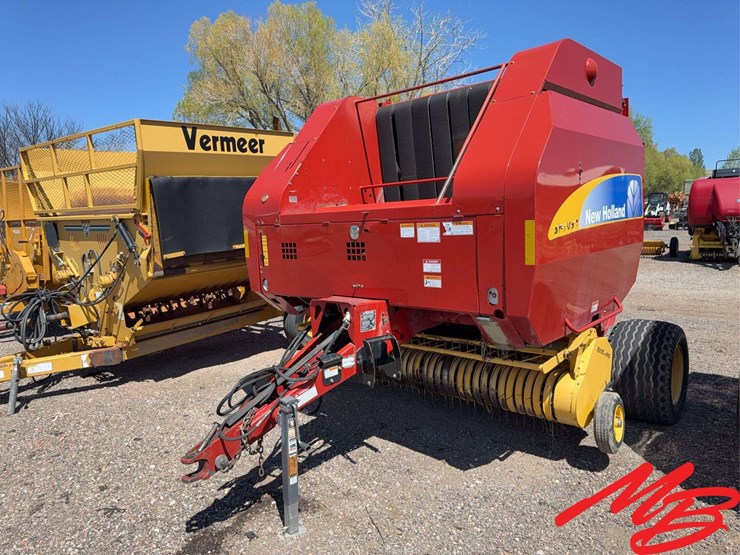 new-holland-br7090-image-1