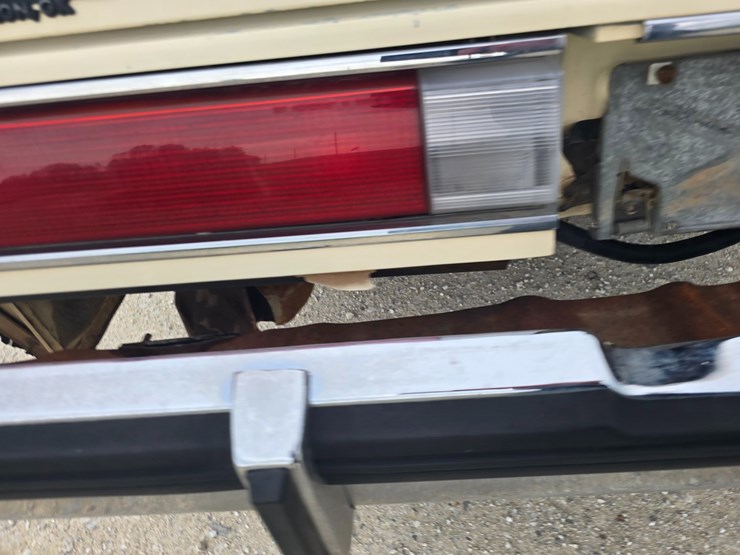 #24004-•-1984-buick-lesabre-passenger-car-image-39