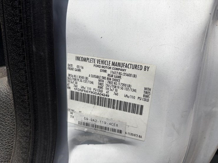 2016-ford-f650-image-28