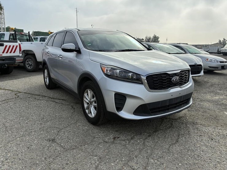 2019-kia-sorento-image-2