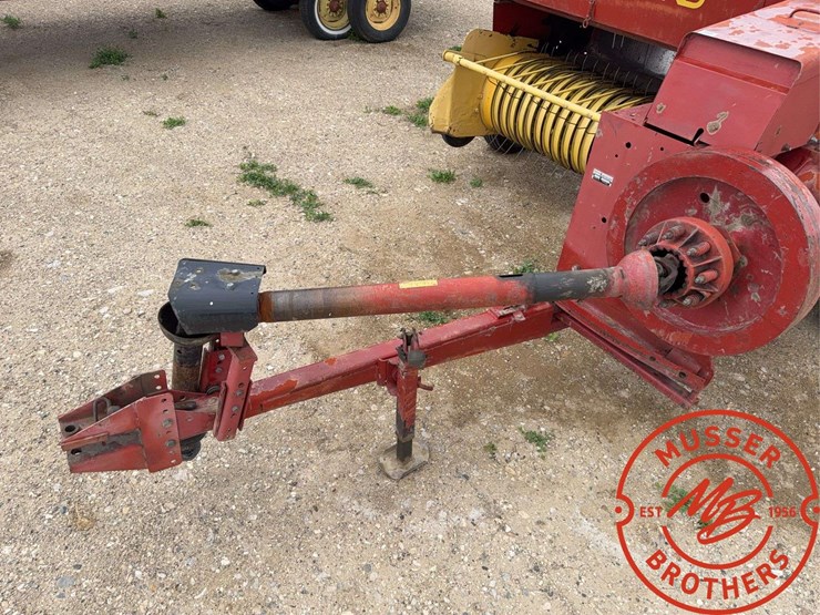 new-holland-276-image-10