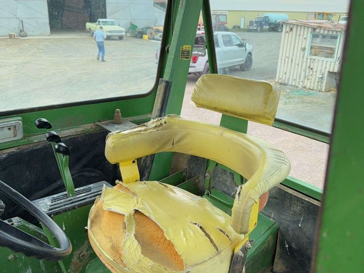 1975-john-deere-7020-image-27