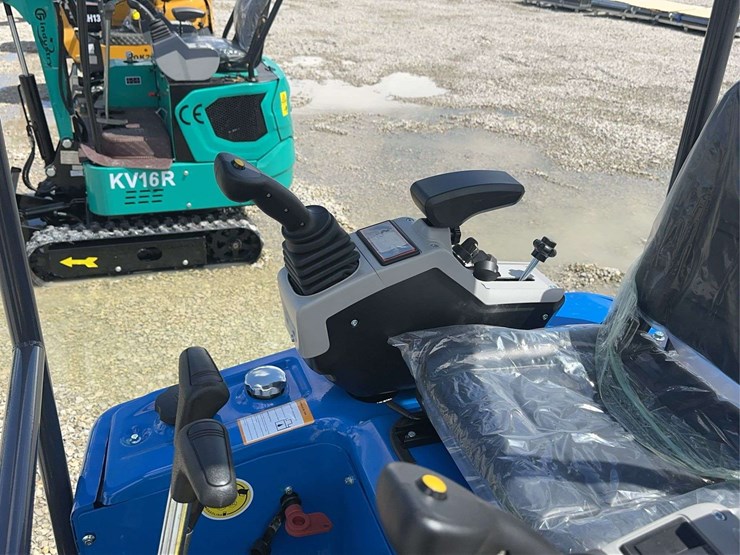 cfg-industrial-dm20ym-mini-excavator-image-8