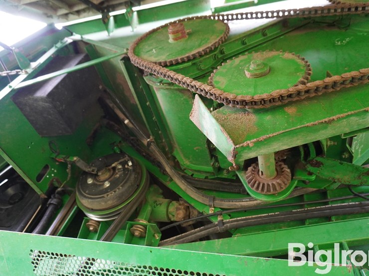 2004-john-deere-9860-sts-image-12