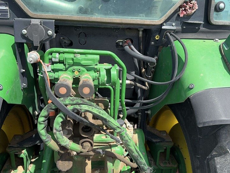 2017-john-deere-5090gn-image-16