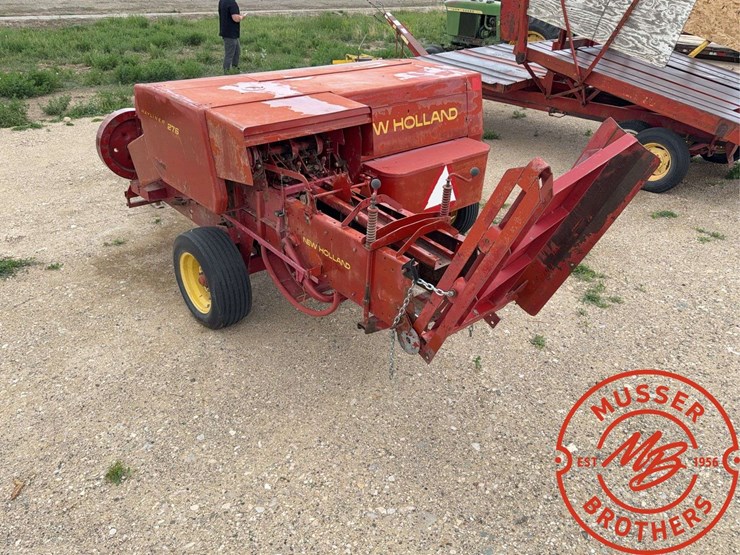 new-holland-276-image-4