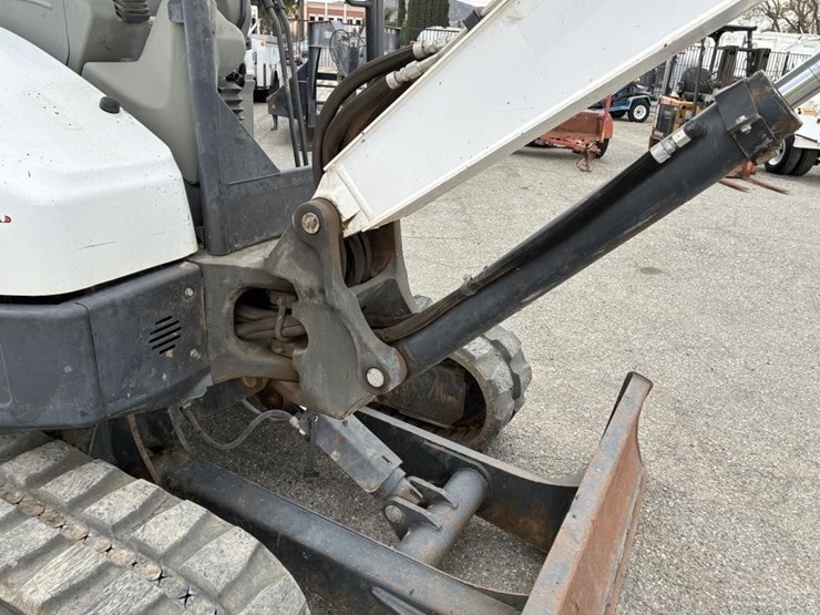 2018-bobcat-e50-image-12
