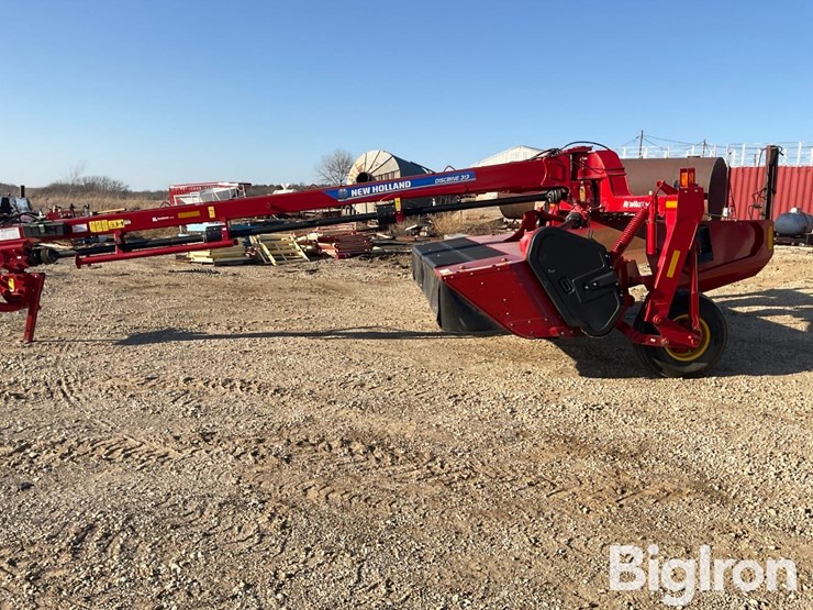 2017-new-holland-313-image-8