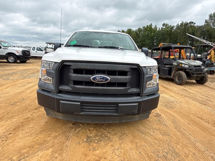2017-ford-f150-image-10