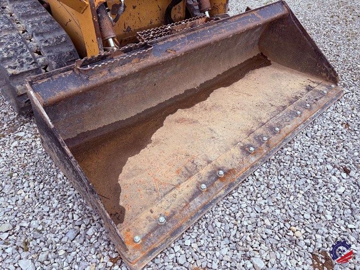 2020-caterpillar-259d3-image-8