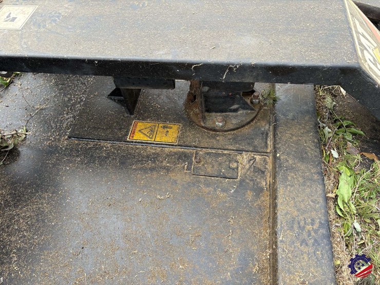 cat-br172-72"-brush-cutter-attachment-image-12