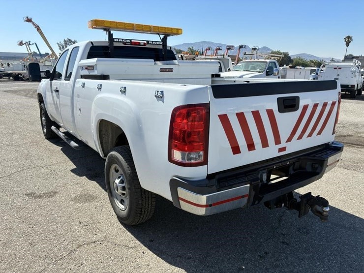 2012-gmc-2500hd-image-4