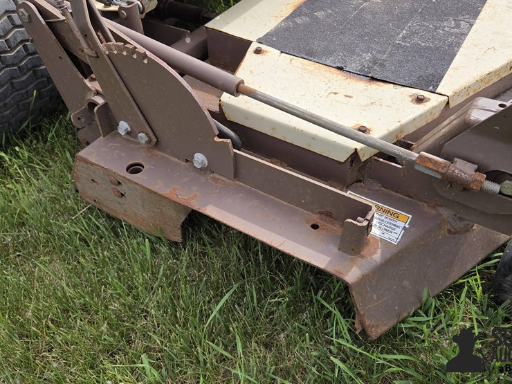 2014-grasshopper-623t-image-13