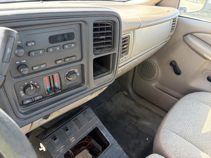 2006-chevrolet-silverado-1500-image-15