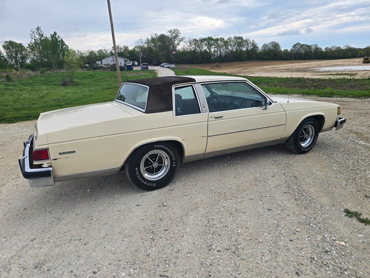 #24004-•-1984-buick-lesabre-passenger-car-image-12
