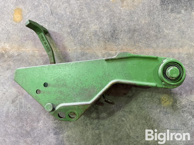 john-deere-closing-wheel-flames-w/handles,-springs-&-mounting-bushings-image-7