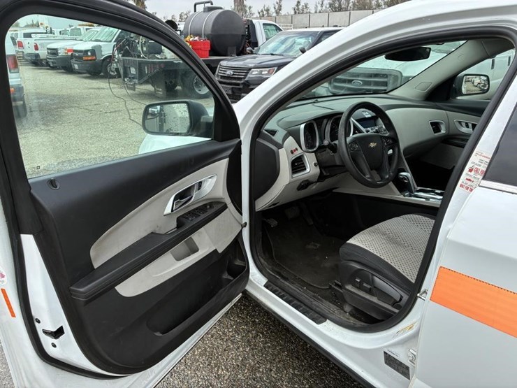 2014-chevrolet-equinox-image-14