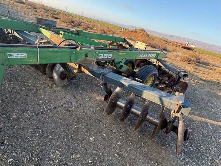 john-deere-355-image-2