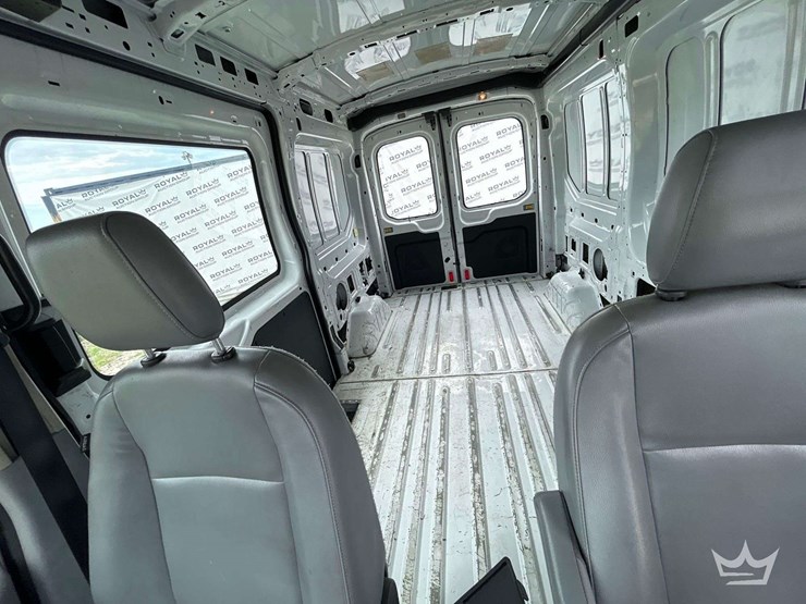 2016-ford-transit-image-20