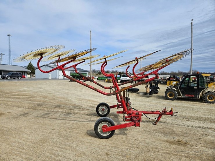 #5008-•-tuniti-10-wheel-vee-rake-image-6