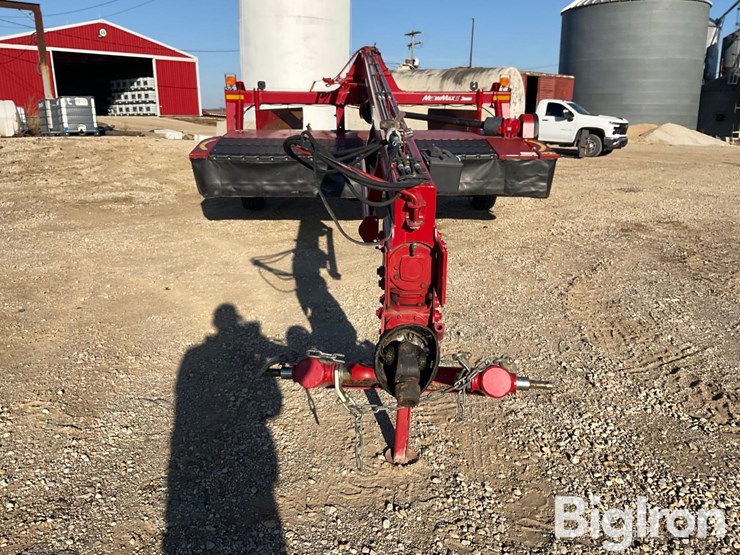 2017-new-holland-313-image-2