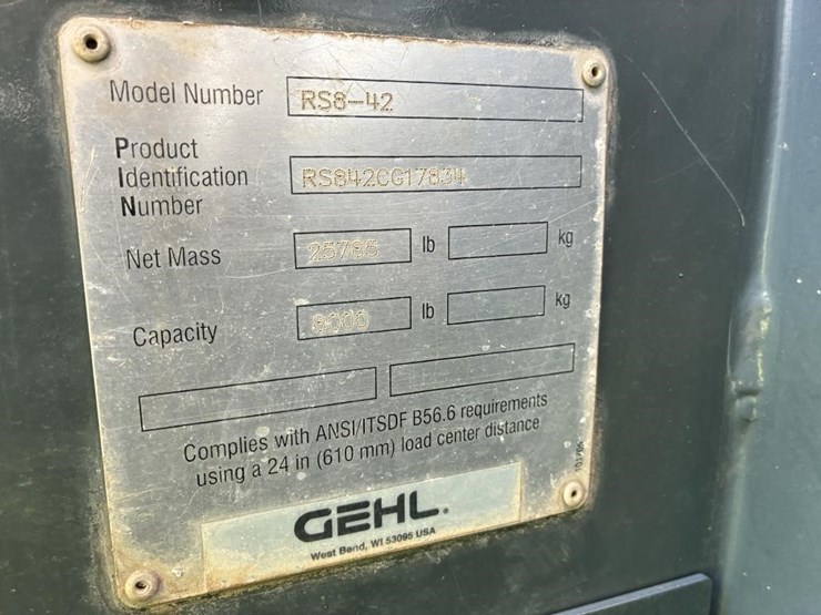 2015-gehl-rs8-42-image-29