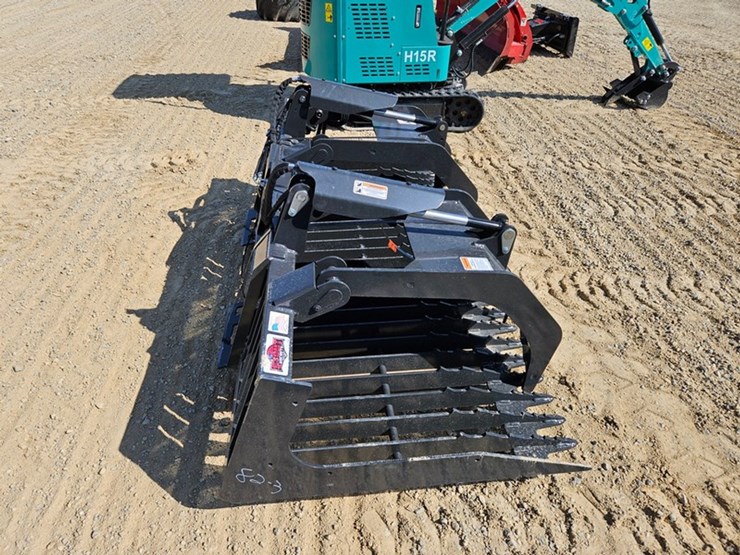 #5023-•-stout-hd82-3-grapple-bucket-image-6