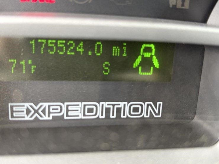 2009-ford-expedition-el-xlt-image-15
