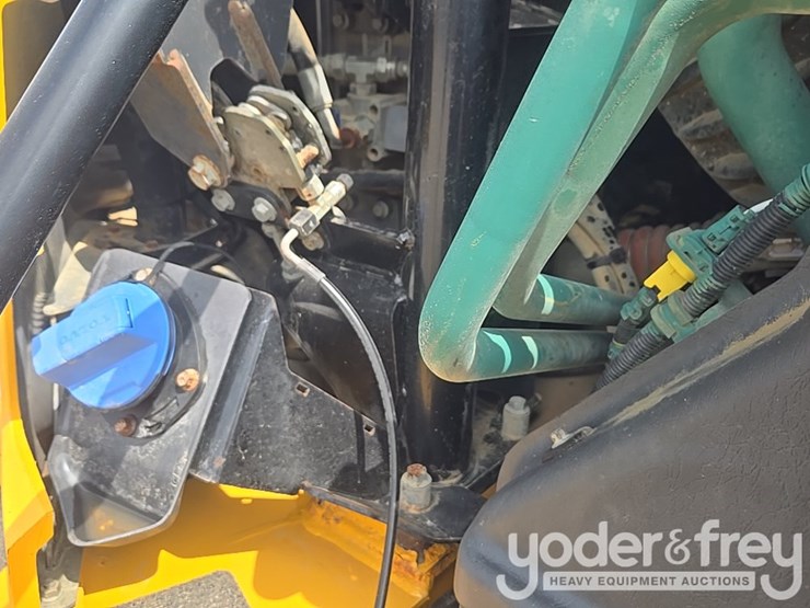 2020-volvo-a25g-image-40