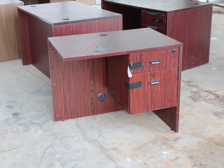#1054-•-office-furniture-image-6