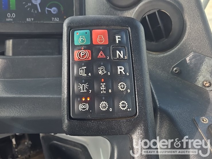 2023-deere-260e-image-58