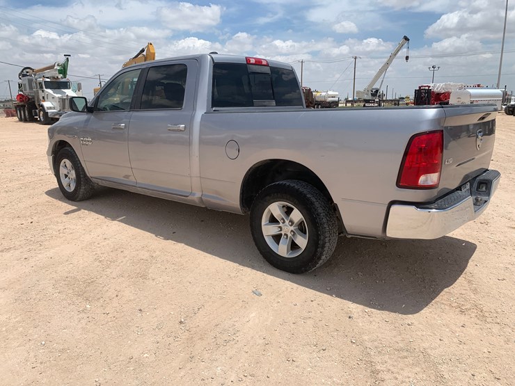 2019-ram-1500-classic-image-3