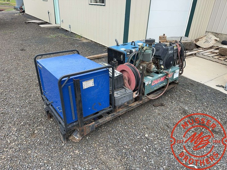 bobcat-225-image-2