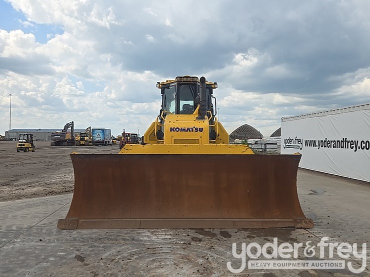 2023-komatsu-d71pxi-24-image-8