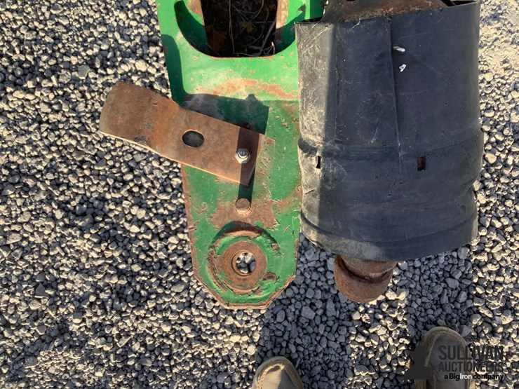john-deere-566-image-13